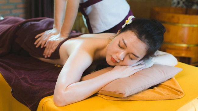 Top 10 Địa Chỉ Massage Bấm Huyệt Uy Tín Chất Lượng Tại TPHCM - ALONGWALKER